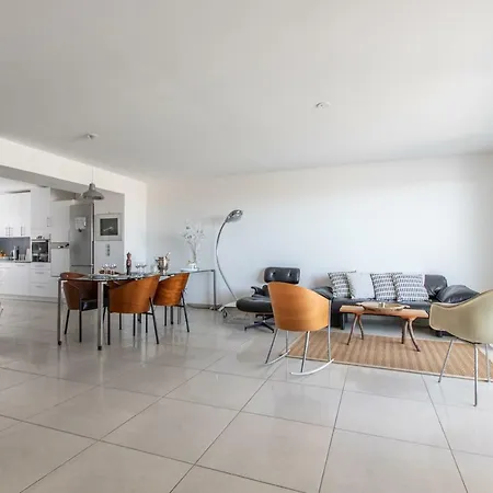 Maria Penthouse Sea *