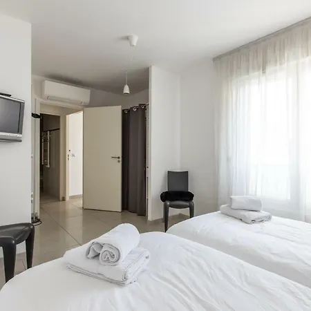 Апартаменты Maria Penthouse Sea *